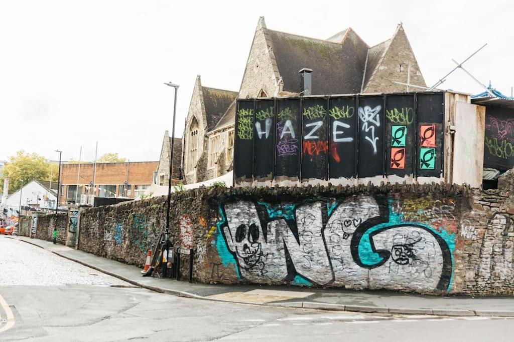 Carmen Eco-Pod / Treehouse, Close To Cabot Circus Bristol Exterior foto