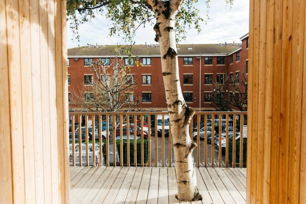 Carmen Eco-Pod / Treehouse, Close To Cabot Circus Bristol Exterior foto